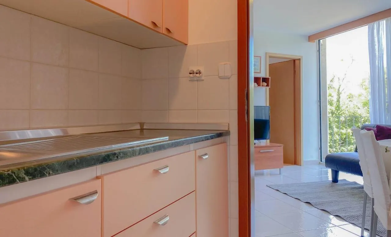Romina Apartment Zambratija